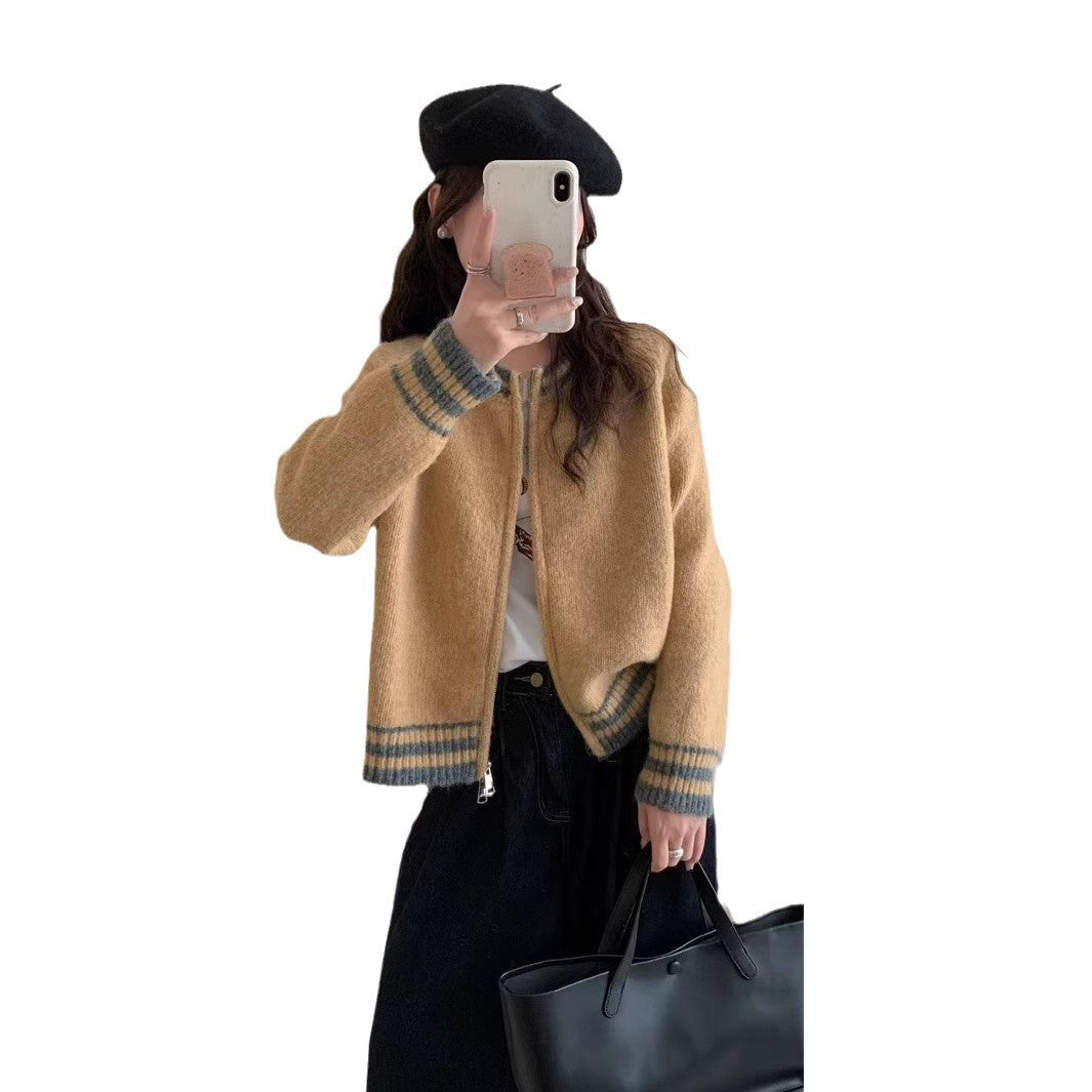 Real shot of color-blocked design round neck double zipper sweater cardigan for women in autumn and winter with a retro atmosphere knitted jacket
